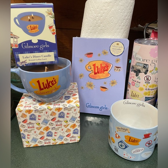 Gilmore Girl Engraved Silver Heart Bookmarks & Jewerly Box & 7 GG charm bracelet - Picture 13 of 16